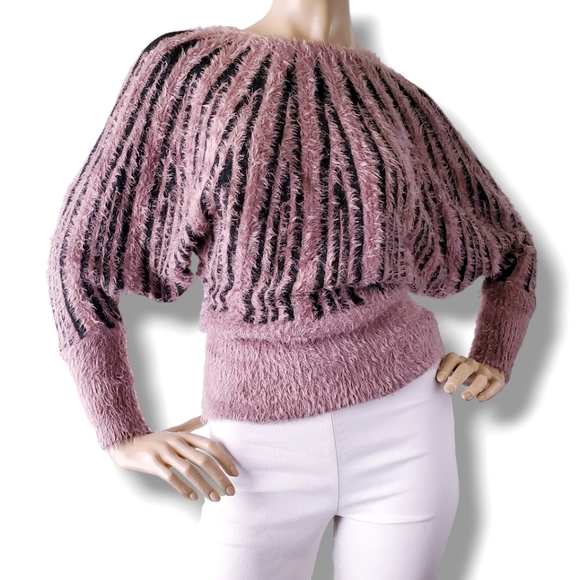 Brown & Black Fuzzy Abstract Dolman Sleeve Sweater Top - Picture 1 of 9